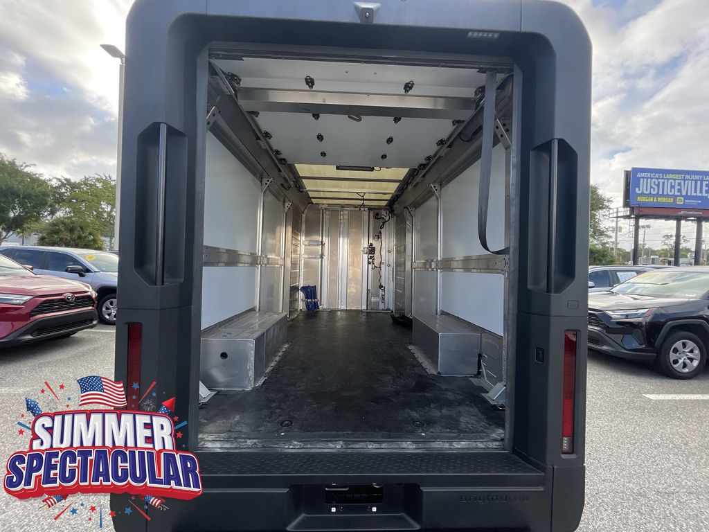 Used 2024 Brightdrop Zevo 600 Van