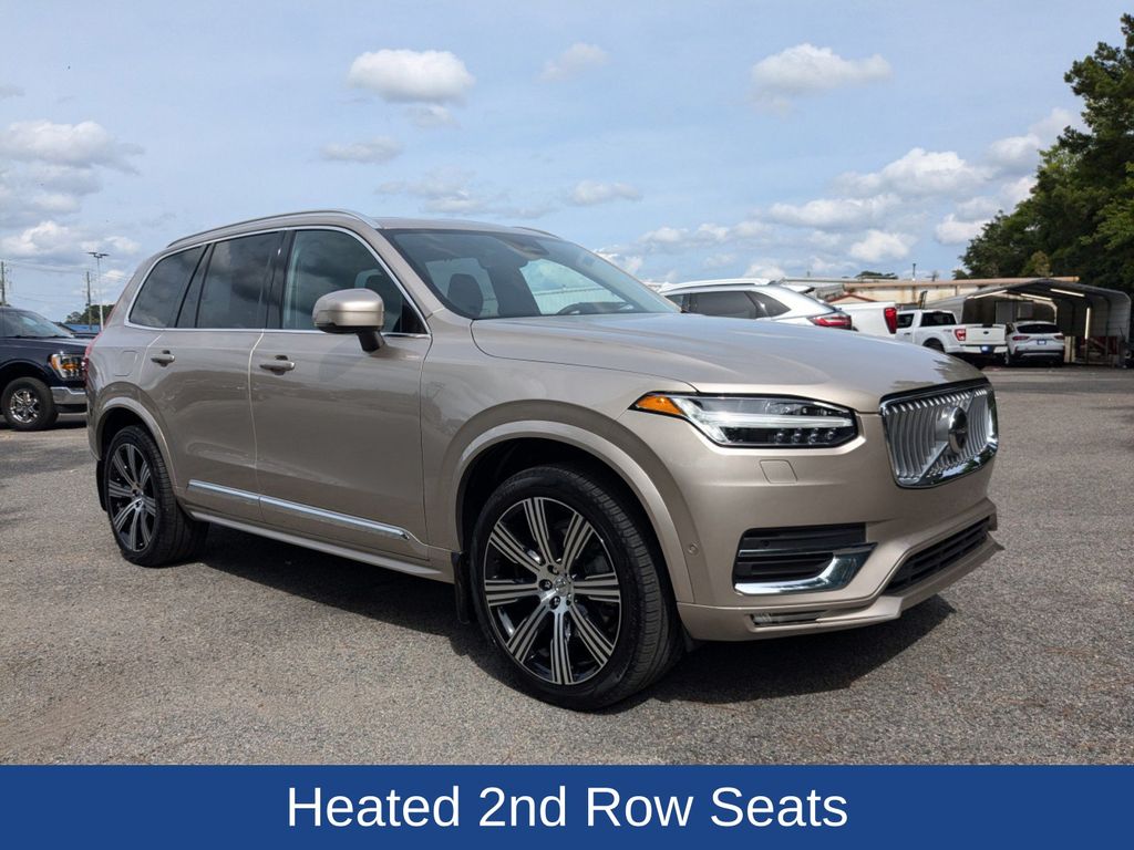 2023 Volvo XC90 B6 Ultimate Bright Theme 7P