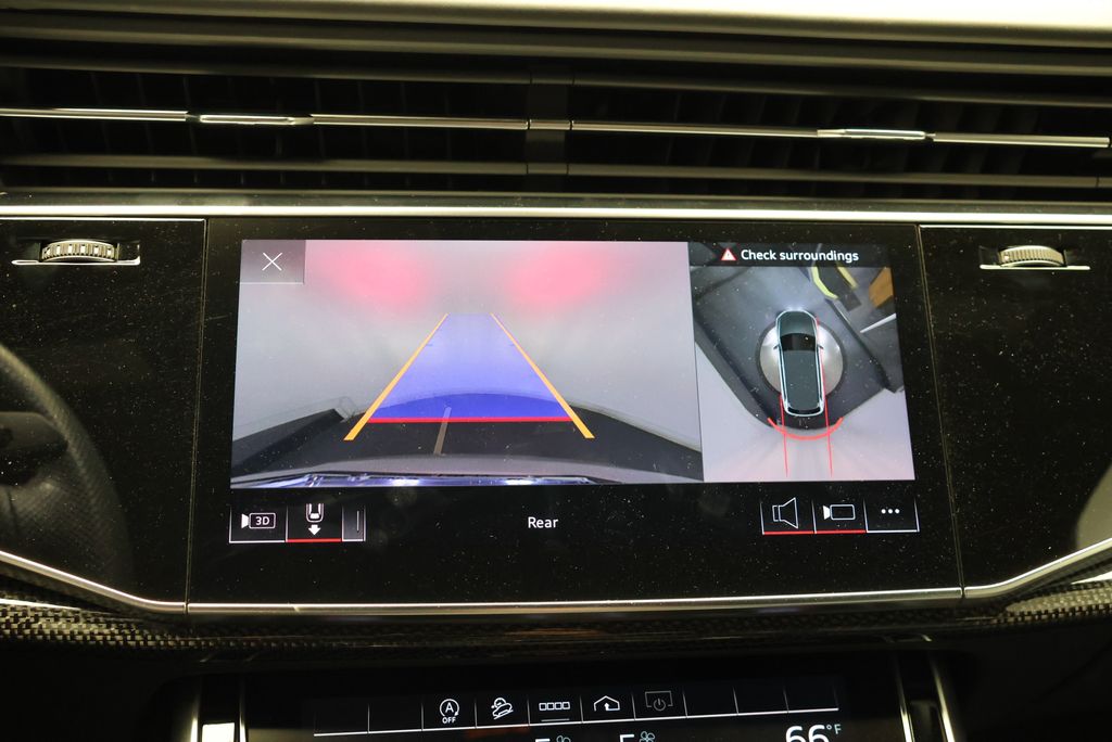 Thumbnail: 2022 Audi SQ7 - 22