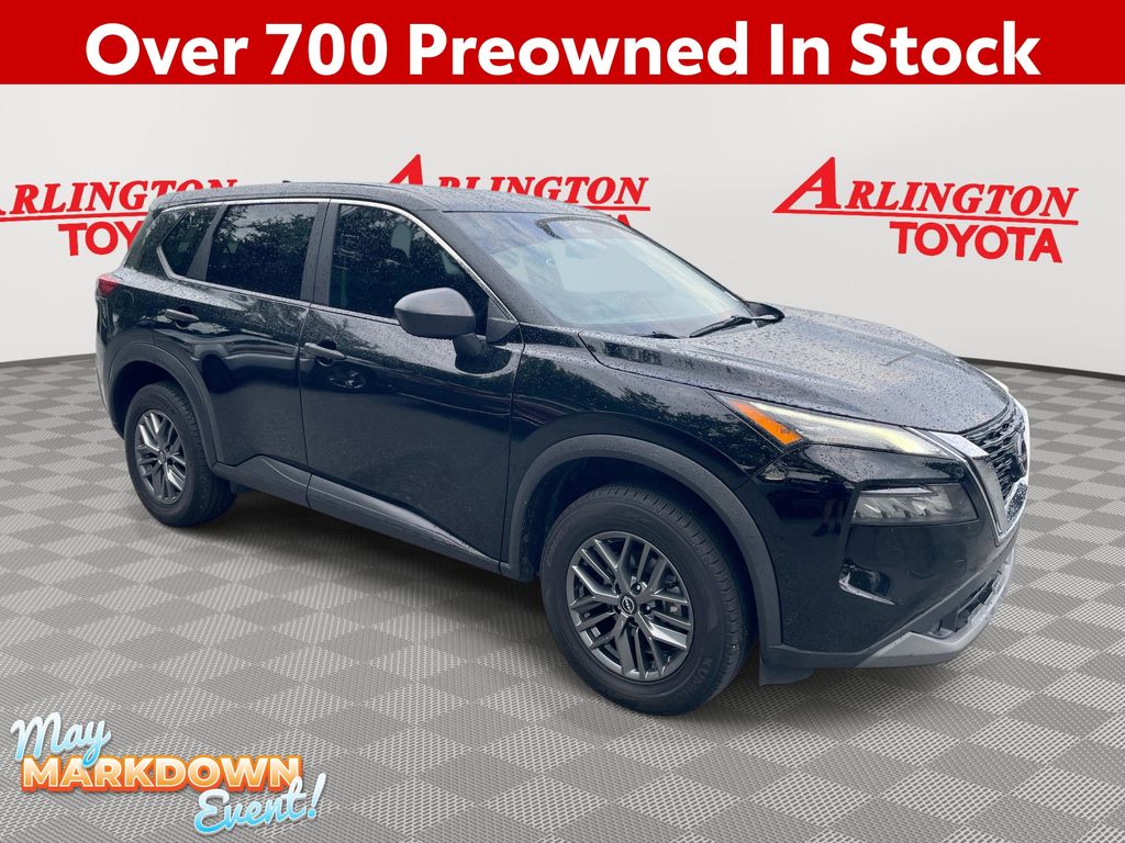 2023 Nissan Rogue S FWD's photo
