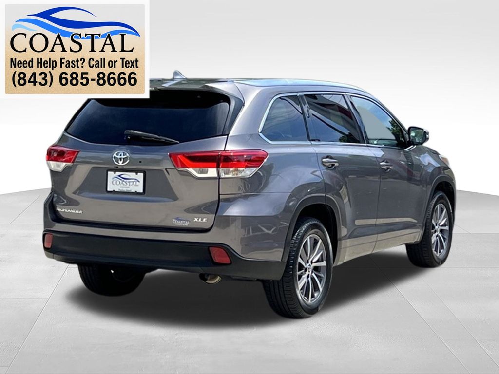 2017 Toyota Highlander XLE Gray at Davis Toyota of Orangeburg