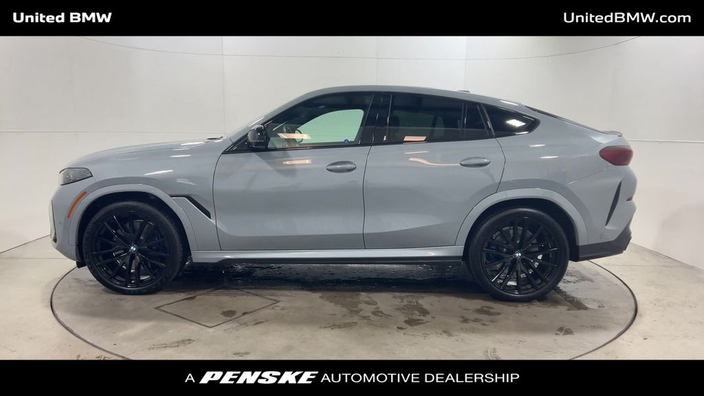 2024 BMW X6 M 5