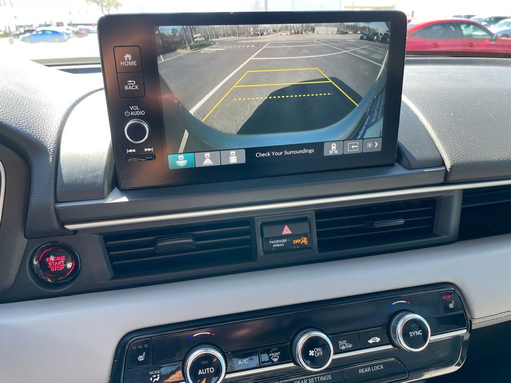 Thumbnail: 2025 Honda Pilot - 17