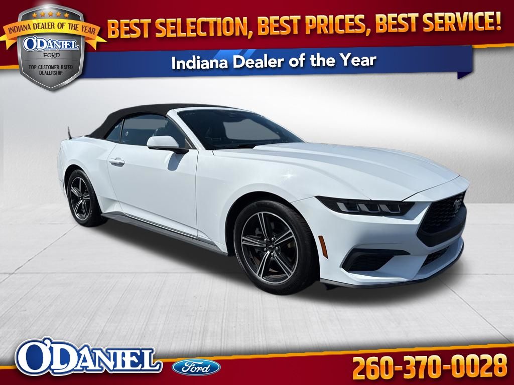 Oxford White 2025 Ford Mustang Convertible Rear-Wheel Drive Automatic