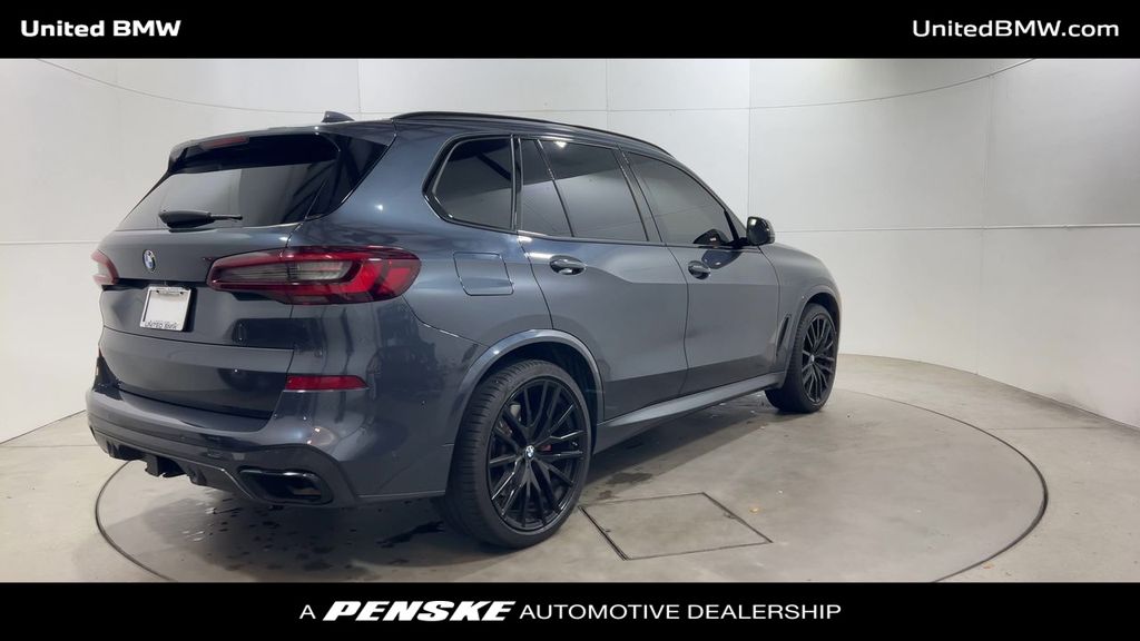 Thumbnail: 2022 BMW X5 - 8