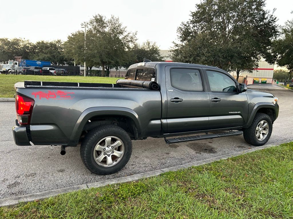 Thumbnail: 2022 Toyota Tacoma - 5