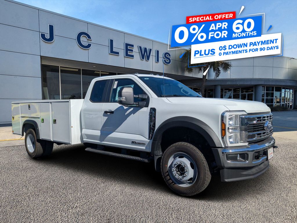 2025 Ford F-450 Chassis XL
