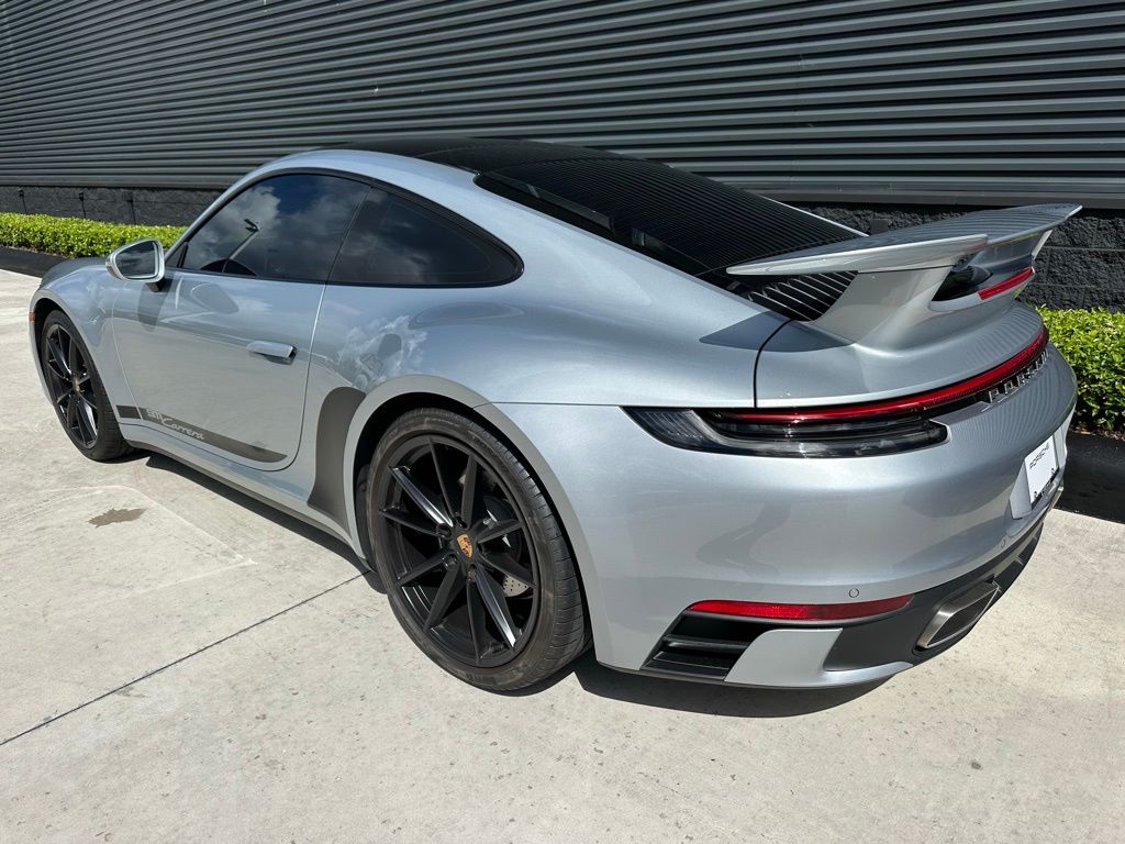 Thumbnail: 2021 Porsche 911 - 3