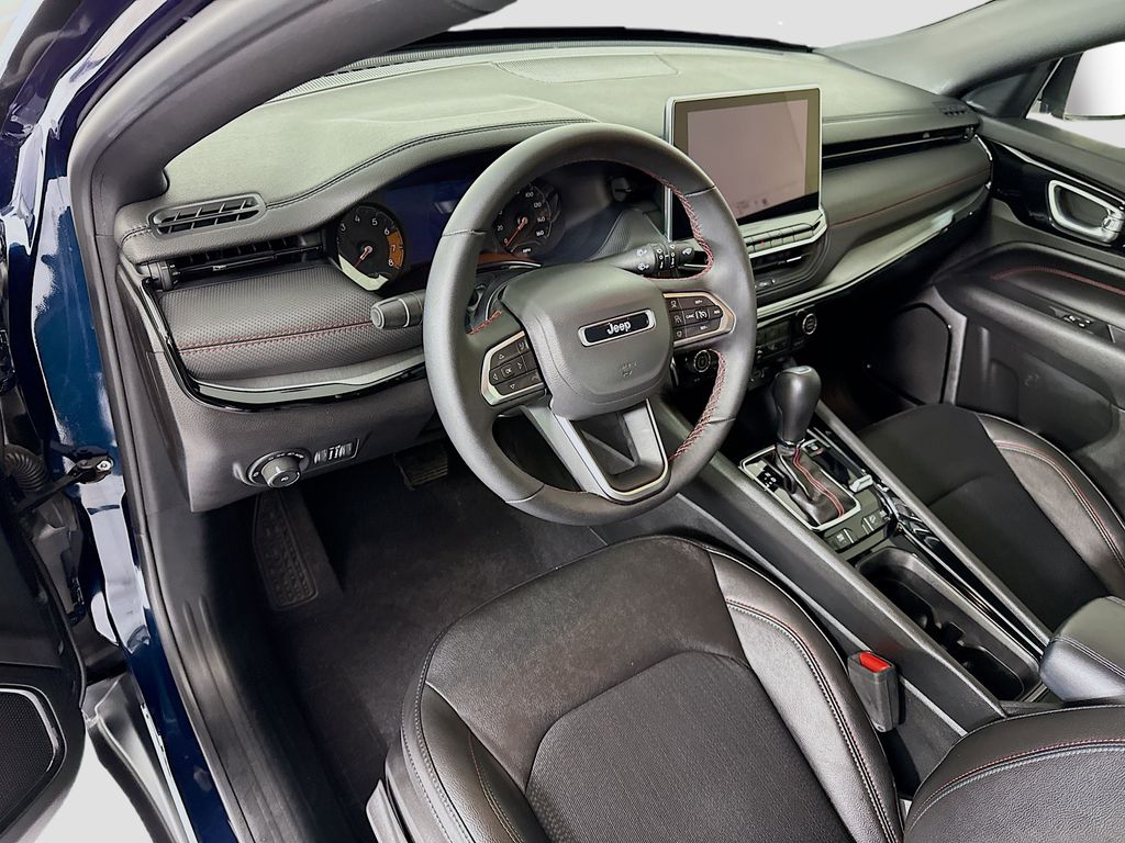 Thumbnail: 2024 Jeep Compass - 9