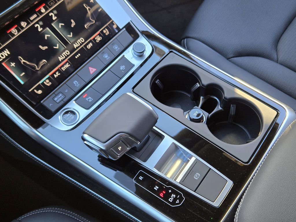 new 2026 Audi Q7 car, priced at $73,140