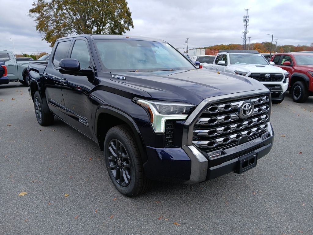 2026 Toyota Tundra Platinum's photo