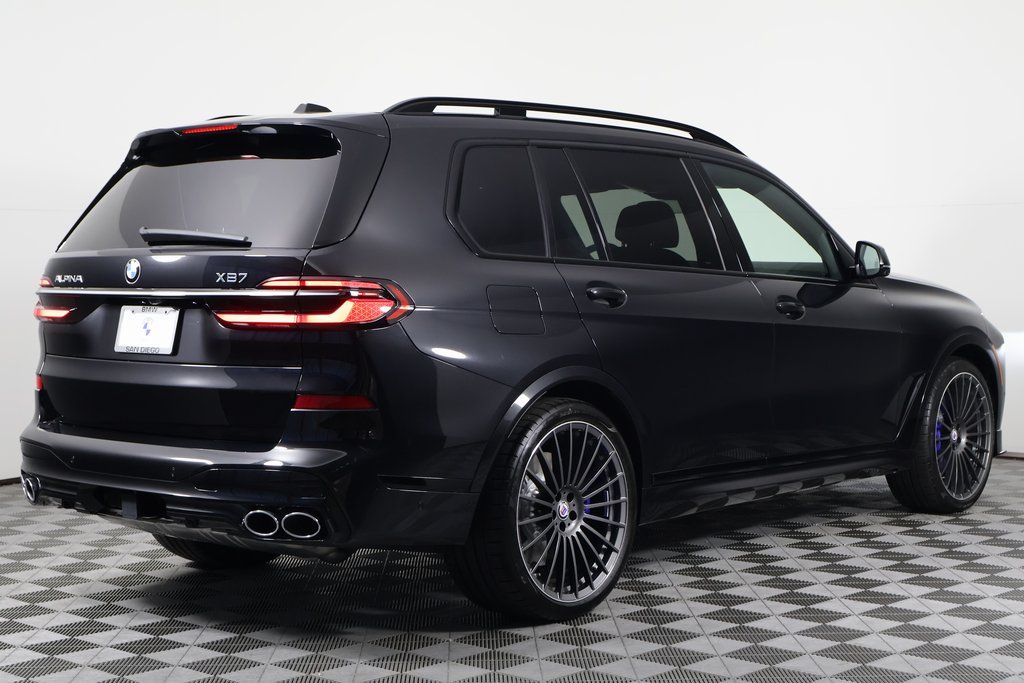 Thumbnail: 2026 BMW X7 - 2