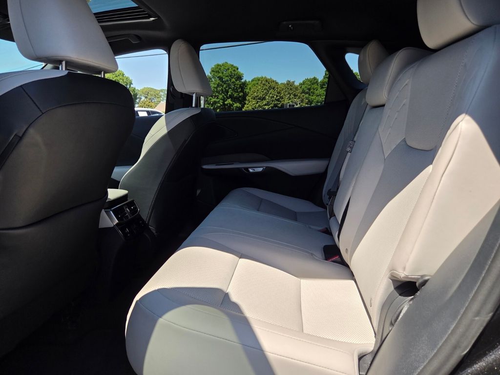 2024 Lexus RX 350 - Photo 6
