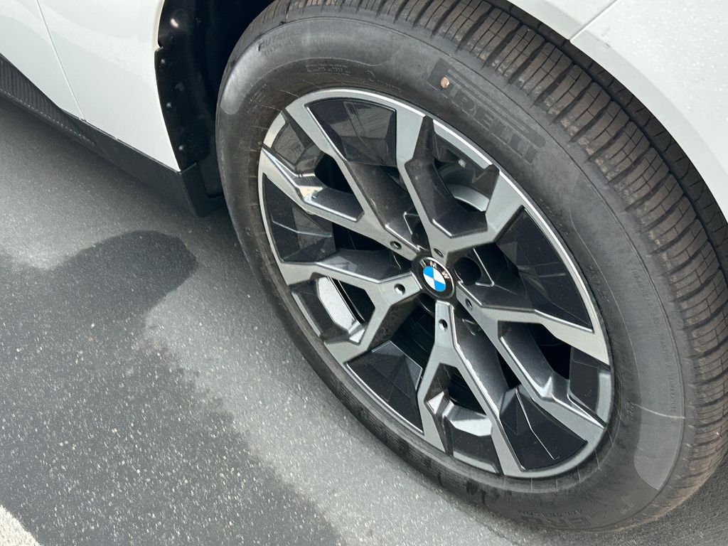 Thumbnail: 2026 BMW X3 - 3