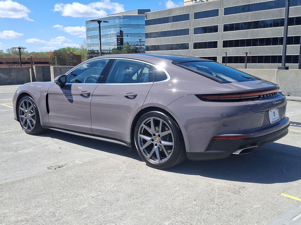 Thumbnail: 2025 Porsche Panamera - 3