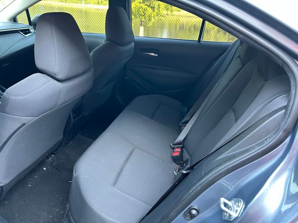 2021 Toyota Corolla LE 13