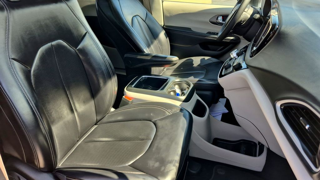 2023 Chrysler Pacifica