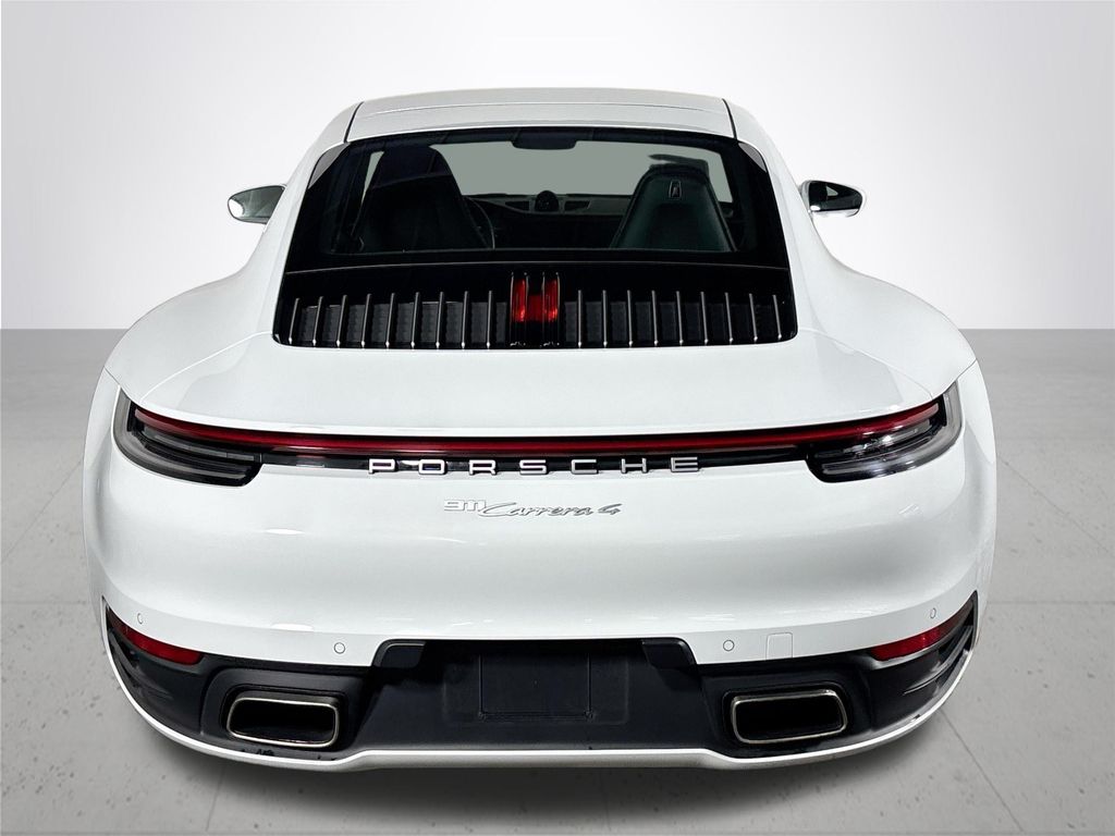 2024 Porsche 911 Carrera 4