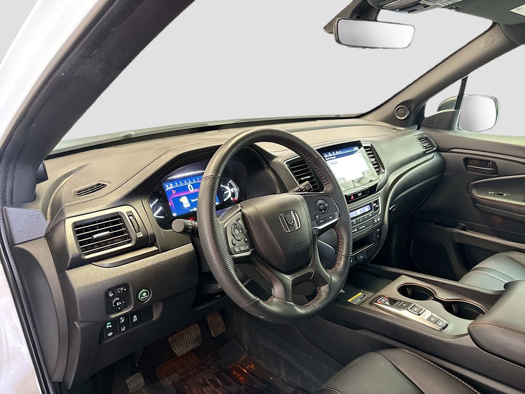 Used 2025 White Honda TrailSport image 9