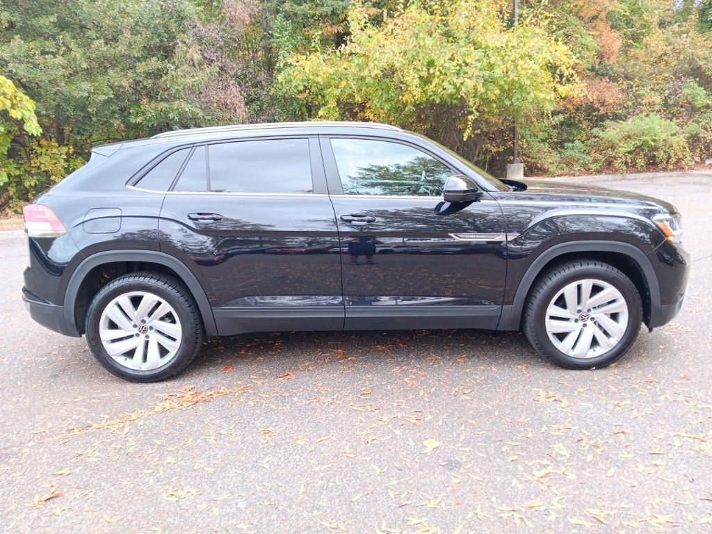 2022 Volkswagen Atlas Cross Sport 3.6L V6 SE w/Technology 12