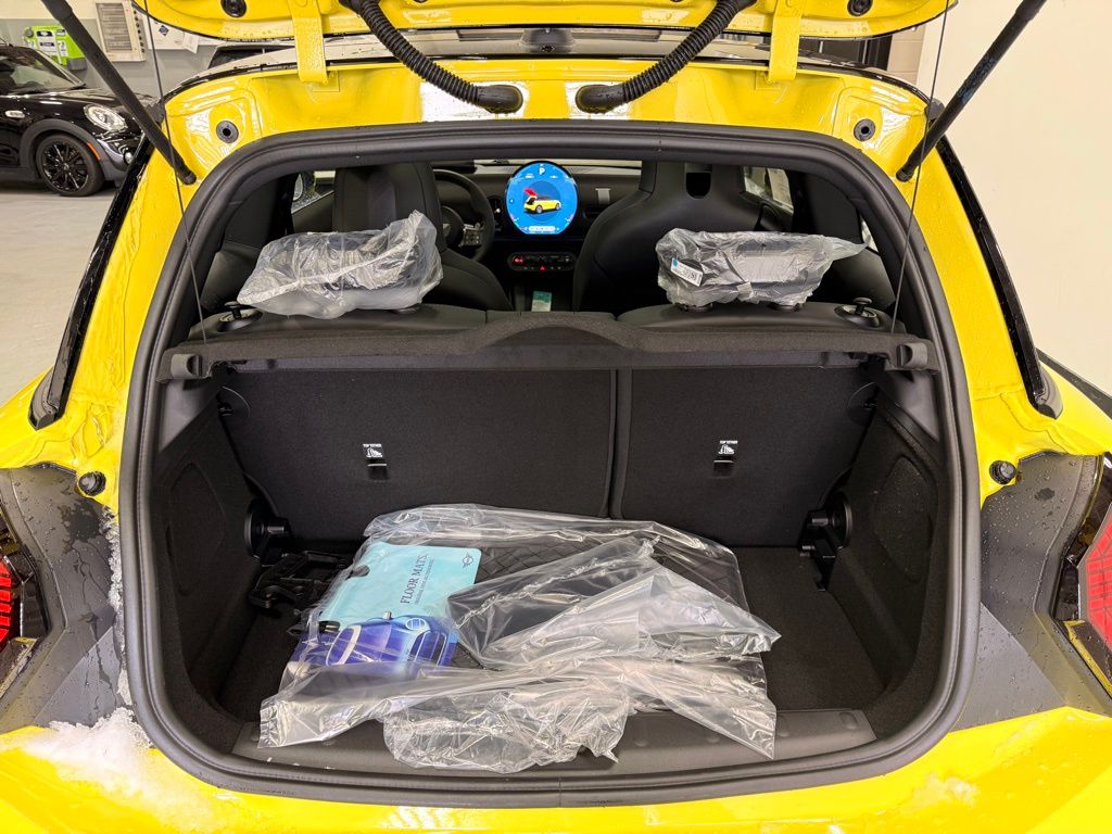 Thumbnail: 2026 MINI Cooper - 20