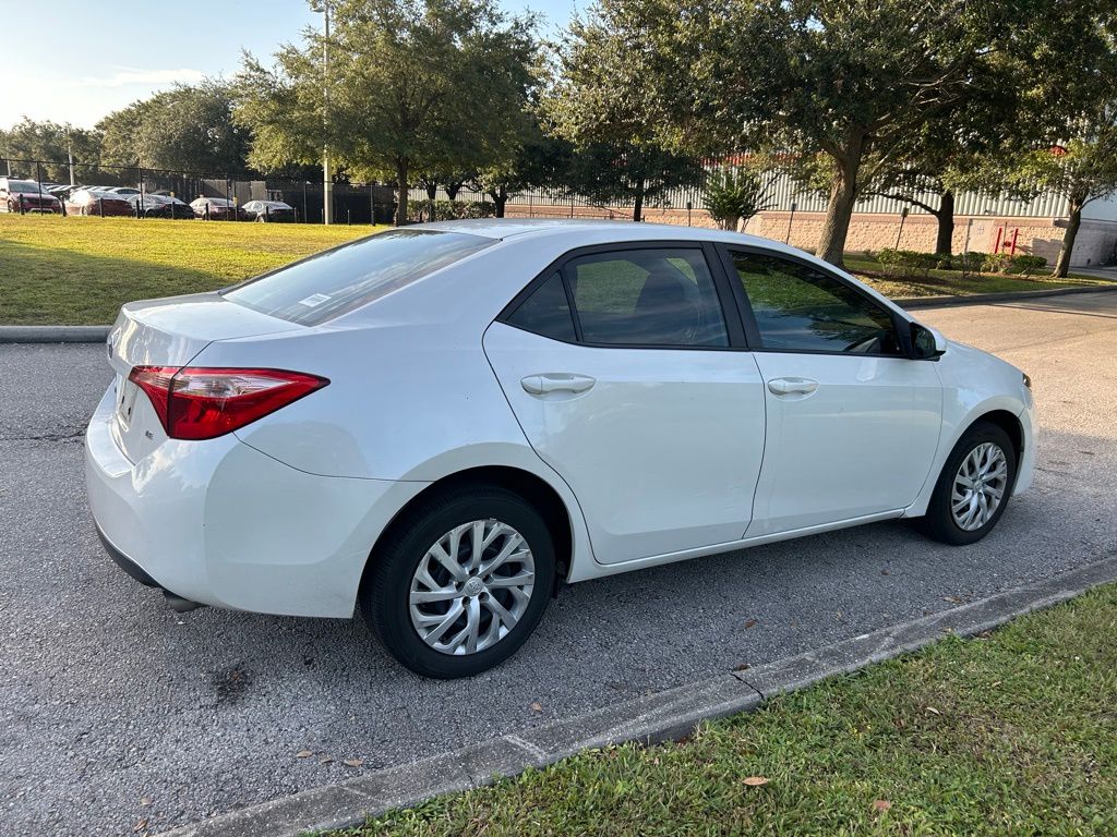 Thumbnail: 2019 Toyota Corolla - 5