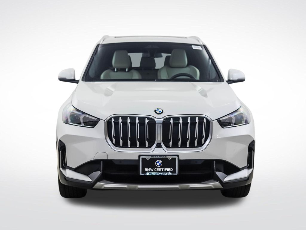 Thumbnail: 2025 BMW X1 - 8