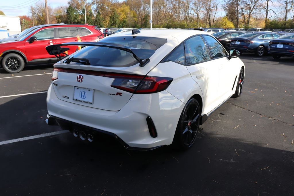 2025 Honda Civic Type R 5