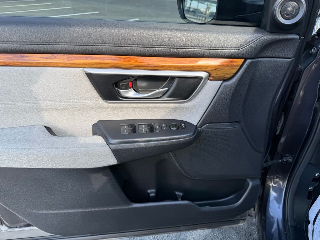 Thumbnail: 2019 Honda CR-V - 11