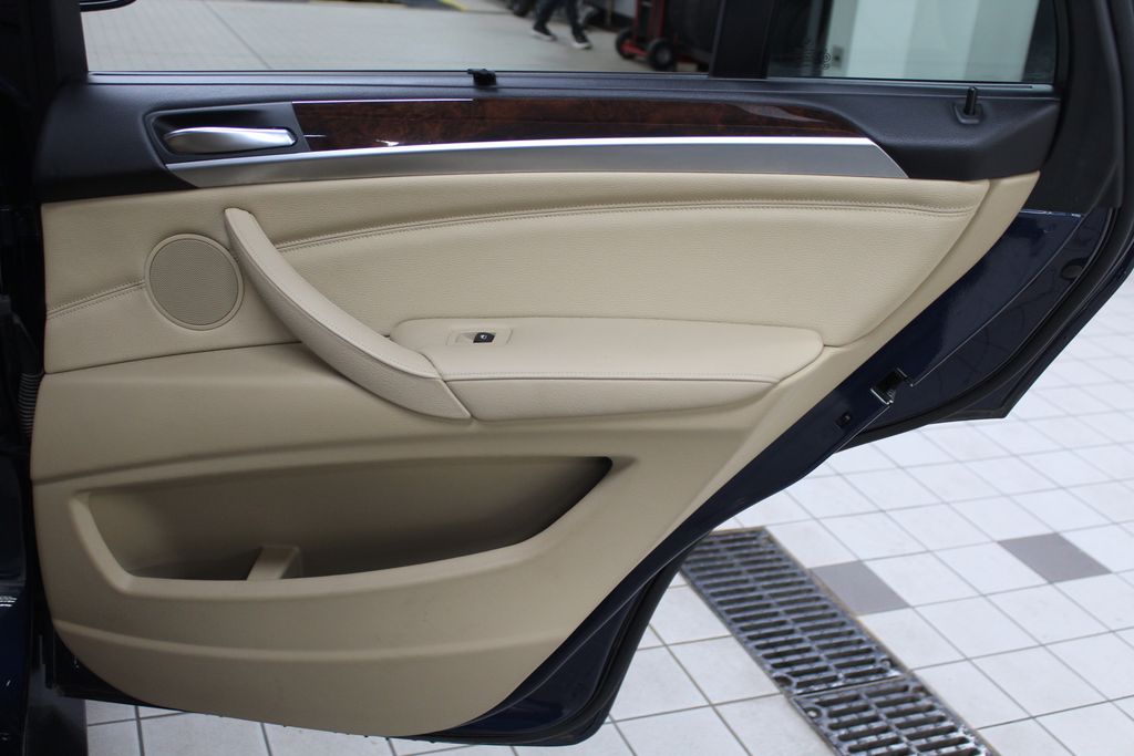 2012 BMW X5 xDrive35i 31