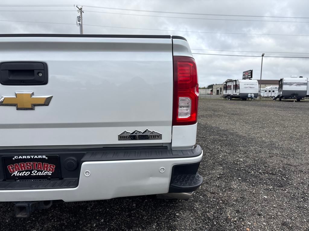 2017 Iridescent Pearl Tricoat Chevrolet Silverado 1500 High Country 4X4 Truck