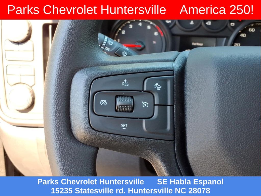 ChevroletSilverado 2500HD12