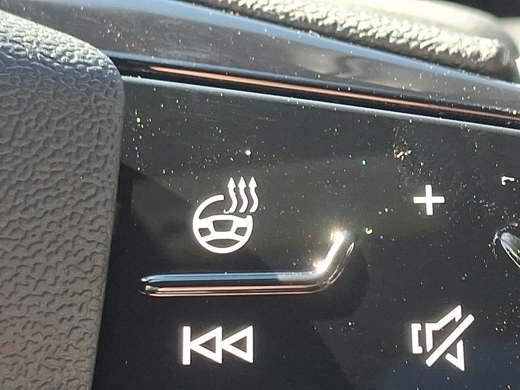 Thumbnail: 2025 Audi Q5 - 17