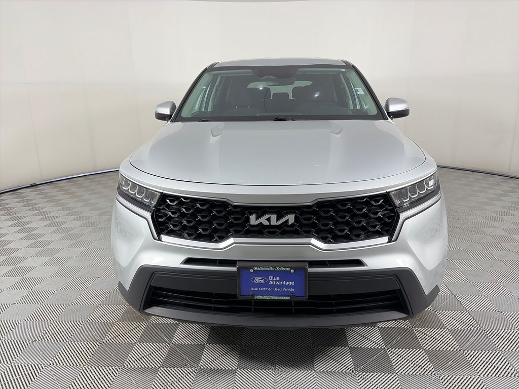 View vehicle photo 2