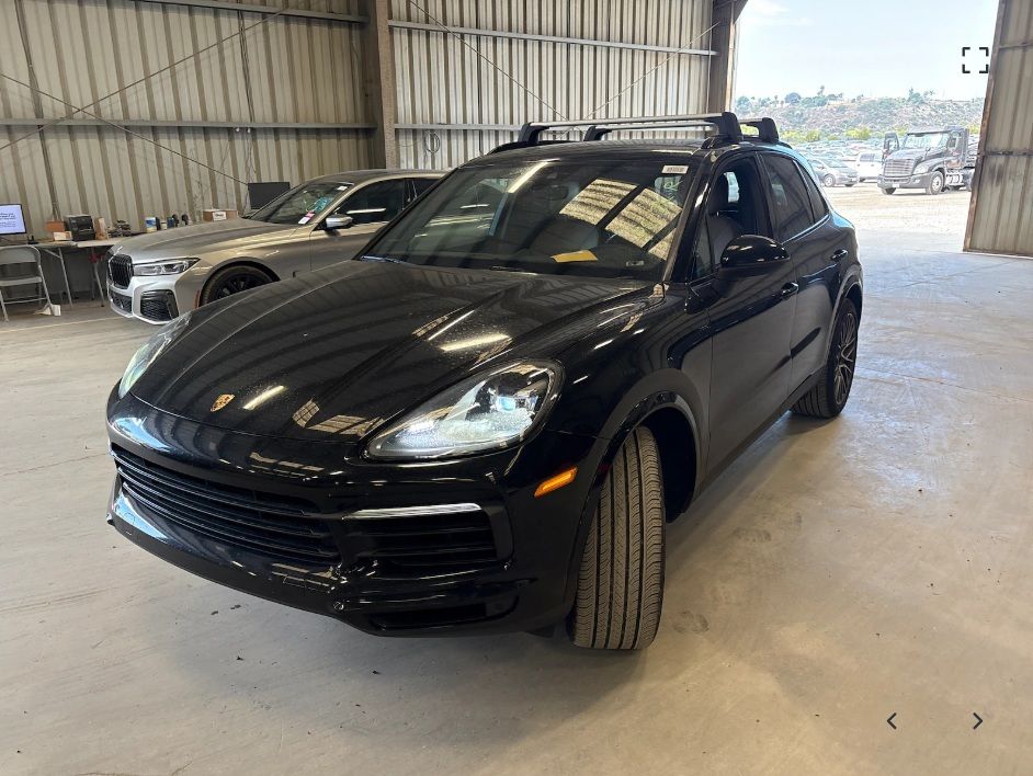 Black 2019 Porsche Cayenne SUV / Crossover All-Wheel Drive 8-Speed Automatic