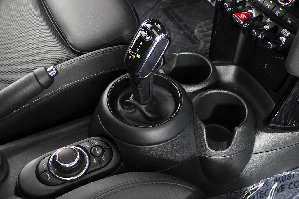 Thumbnail: 2023 MINI Cooper - 15