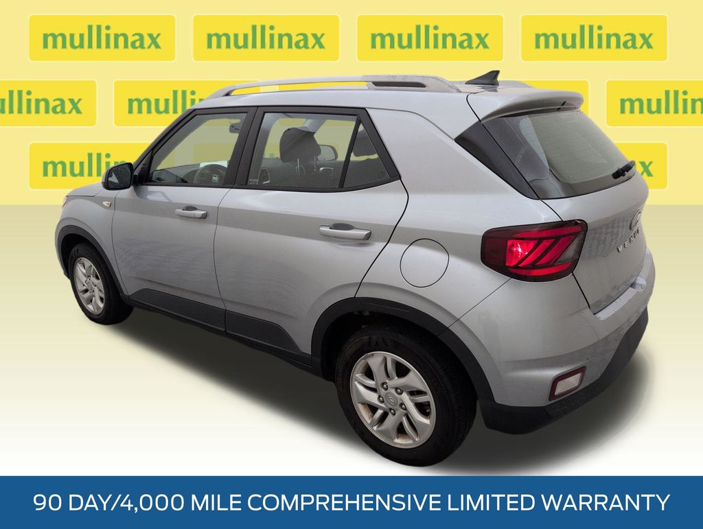 Certified Used 2020 Silver Hyundai SEL image 9