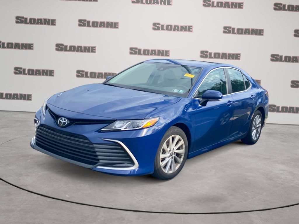Blue 2024 Toyota Camry Sedan Front-Wheel Drive 8-Speed Automatic