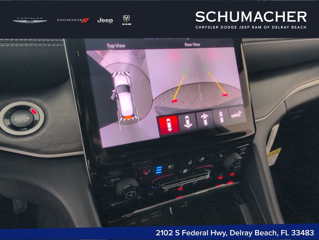 new 2025 Jeep Grand Cherokee car, priced at $48,680