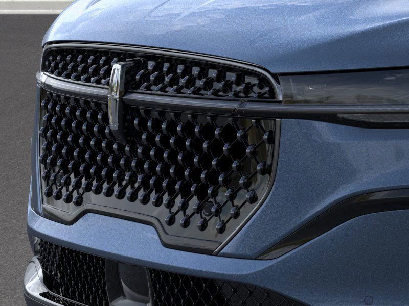 Thumbnail: 2026 Lincoln Nautilus - 17