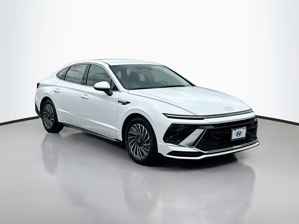 2025 Hyundai Sonata SEL 3