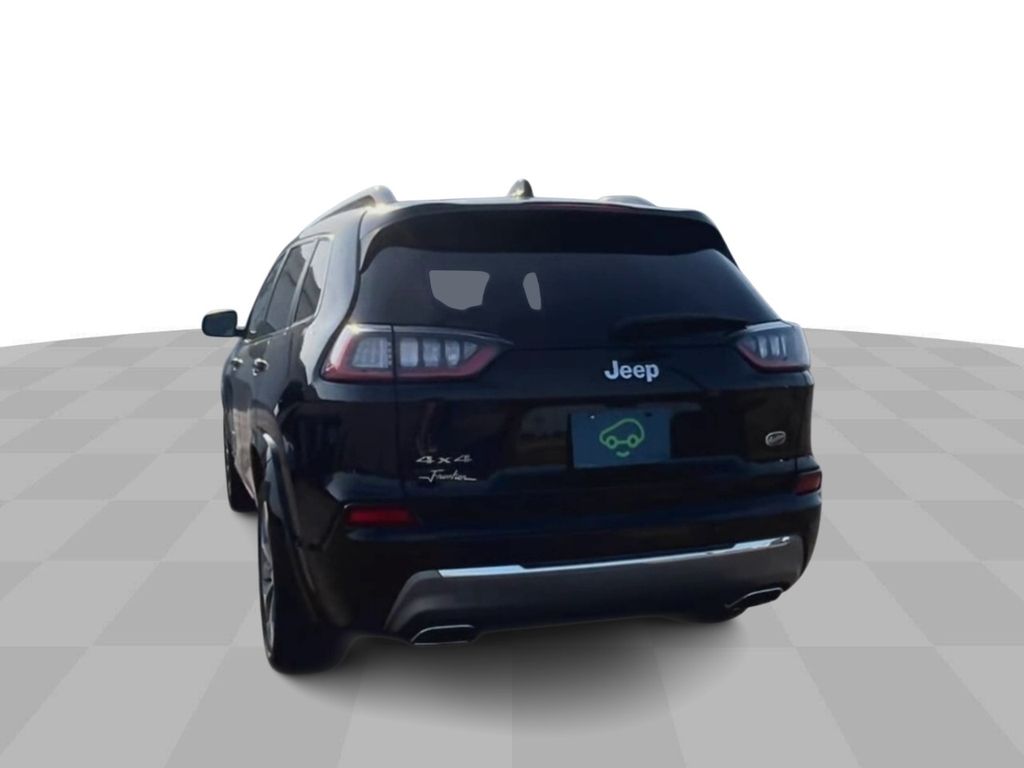 2019 Jeep Cherokee Overland 7