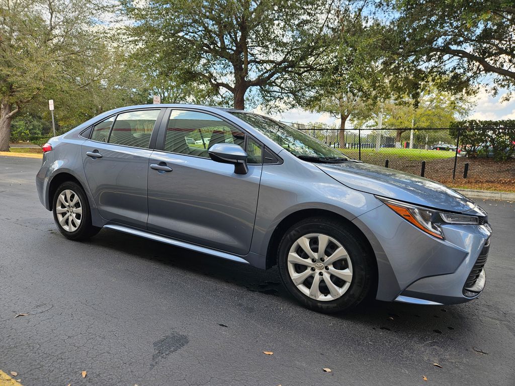 2023 Toyota Corolla LE 7