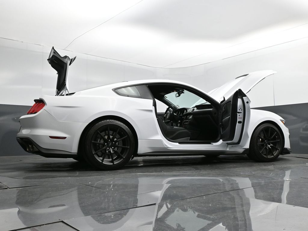 2017 Ford Shelby GT350 