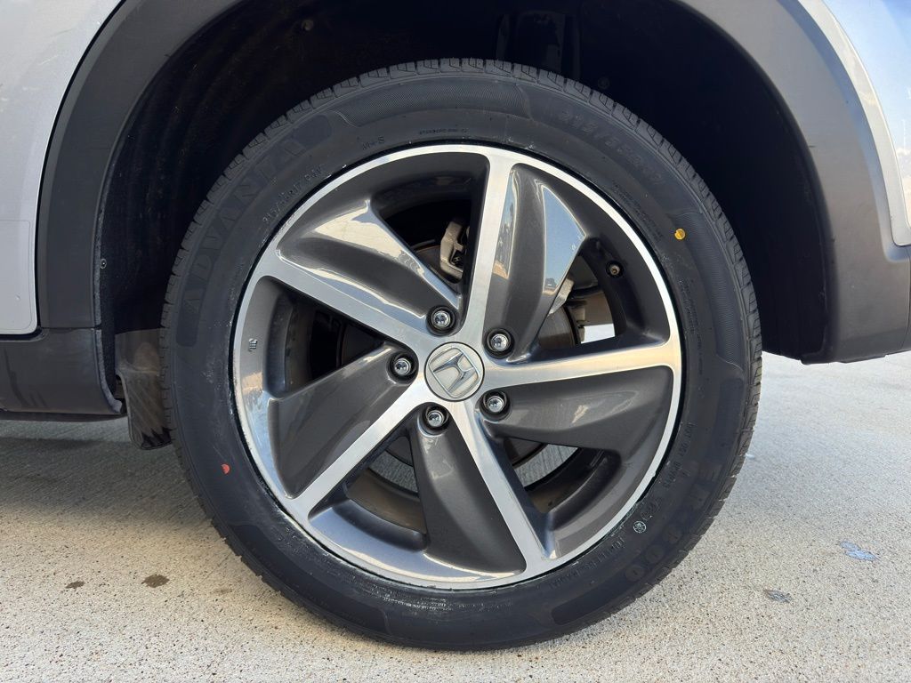 2022 Honda HR-V EX Silver at Westside Lexus