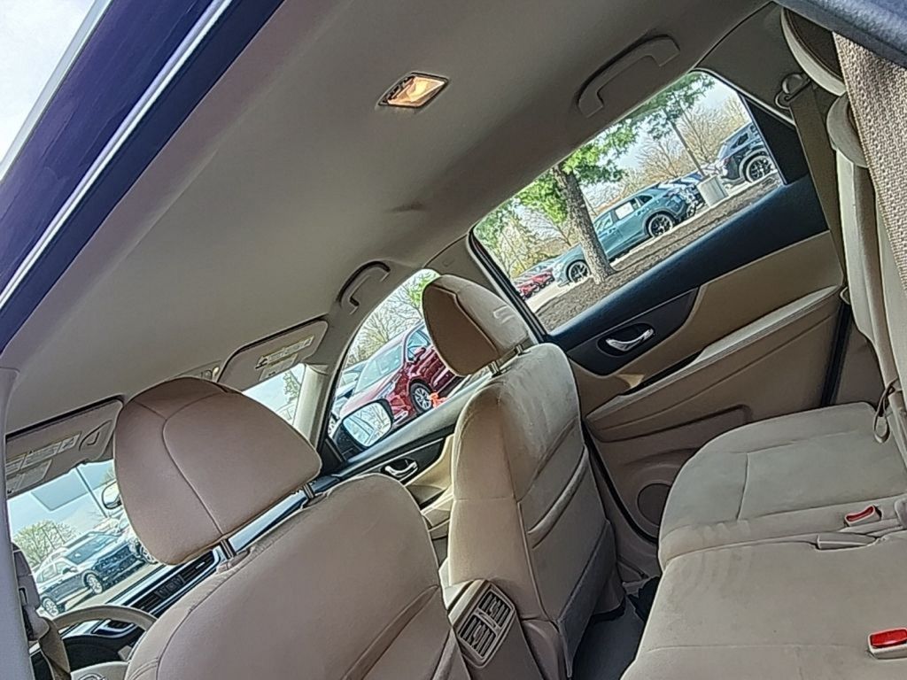 used 2014 Nissan Rogue car, priced at $8,437