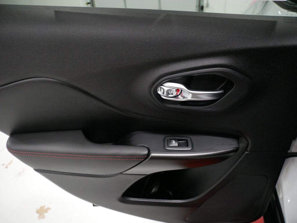 2025 Toyota Tundra Limited - Photo 50