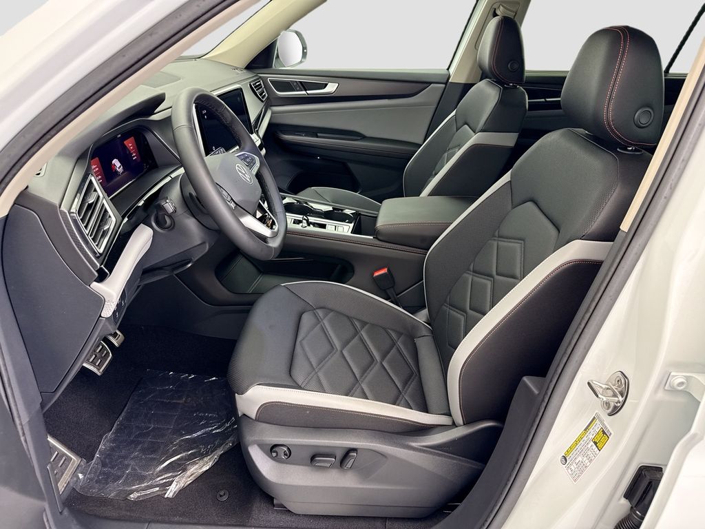 Thumbnail: 2026 Volkswagen Atlas - 17