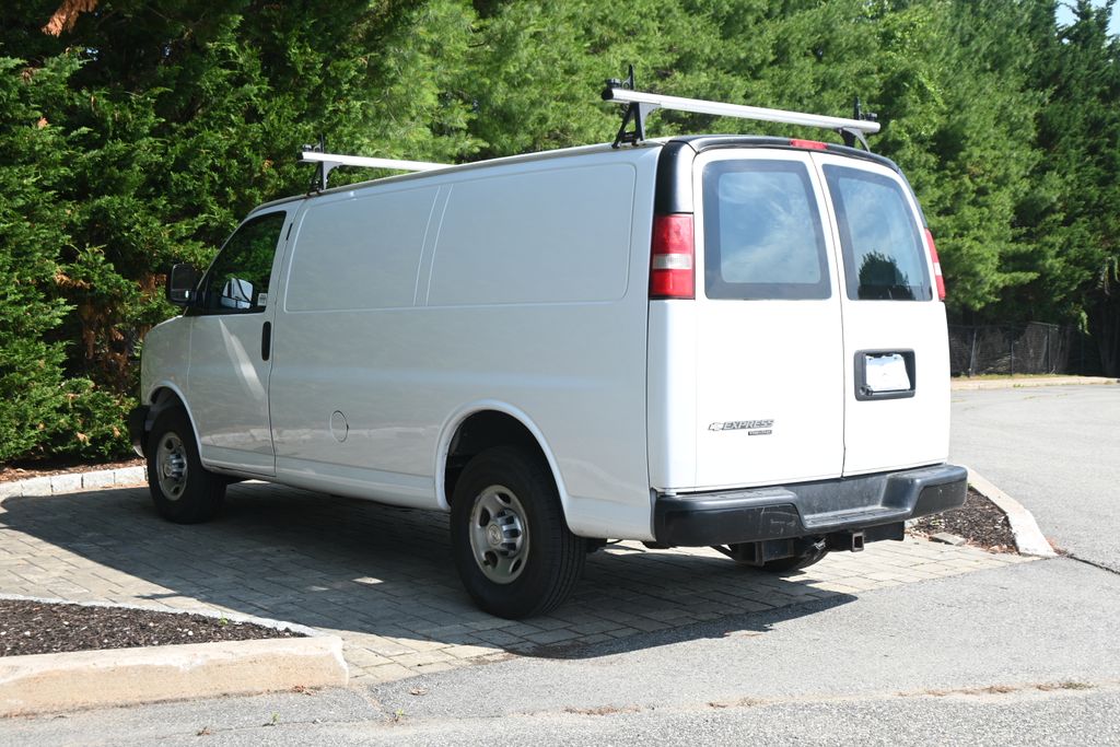 Thumbnail: 2016 Chevrolet Express - 5