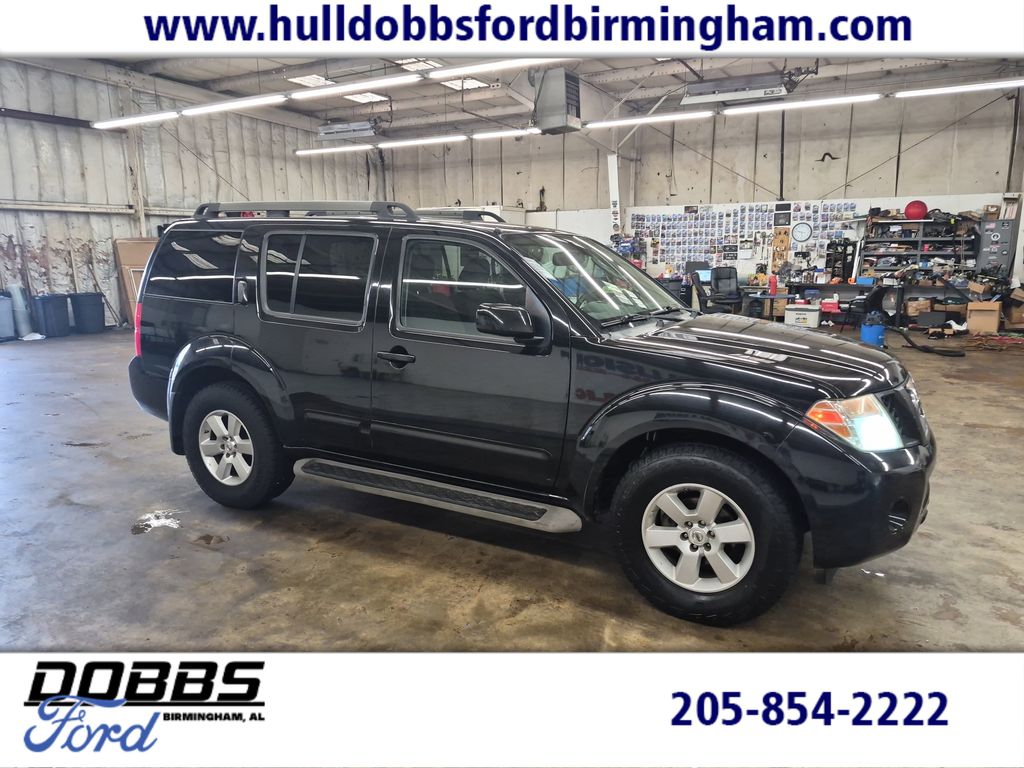 Super Black Metallic 2011 Nissan Pathfinder SV V6 RWD SUV / Crossover 4X2 5-Speed Automatic